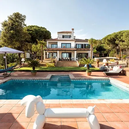 Costa Barcelona Villa *